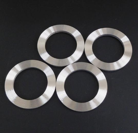 តើអ្វីទៅជាលក្ខណៈនៃ gaskets សមាសធាតុសមូលនេះ?